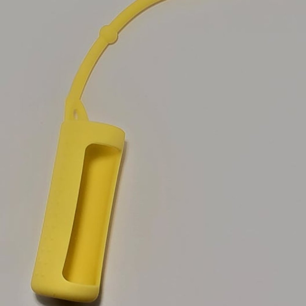 Yellow Rubber case for 10ml roller bottles.